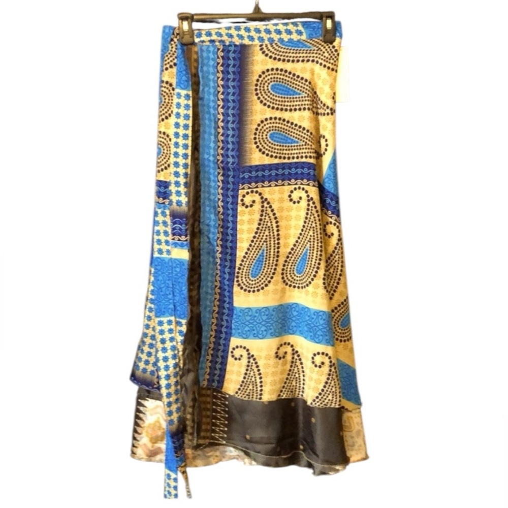 NWT Silk Wrap Reversible Skirt. Vibrate, Soft & Flowy. Blues & Browns.